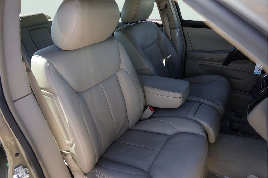 2010 Cadillac DTS Base