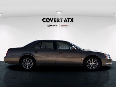 2010 Cadillac DTS Base