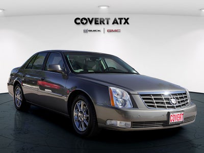 2010 Cadillac DTS Base