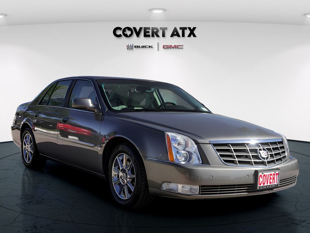 2010 Cadillac DTS Base