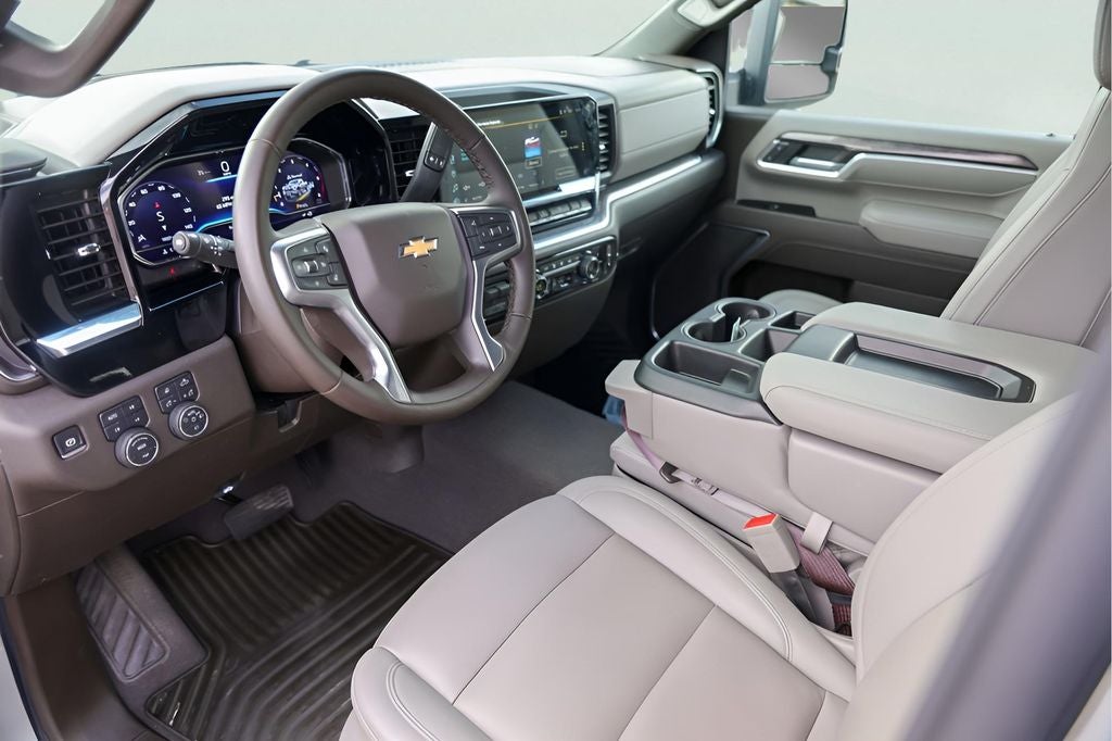 2025 Chevrolet Silverado 3500HD LTZ