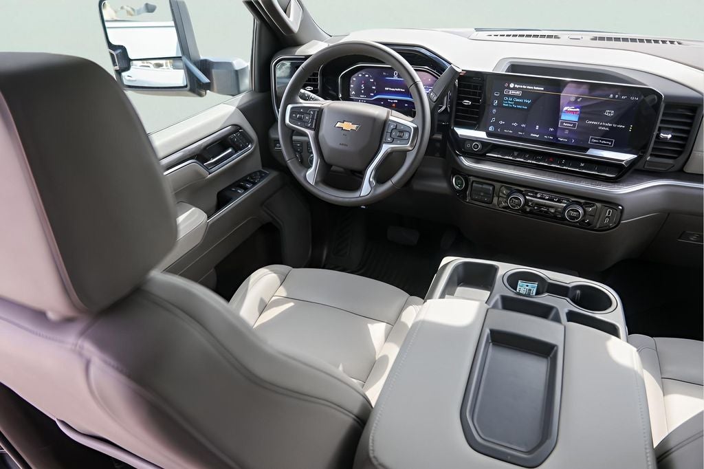 2025 Chevrolet Silverado 3500HD LTZ