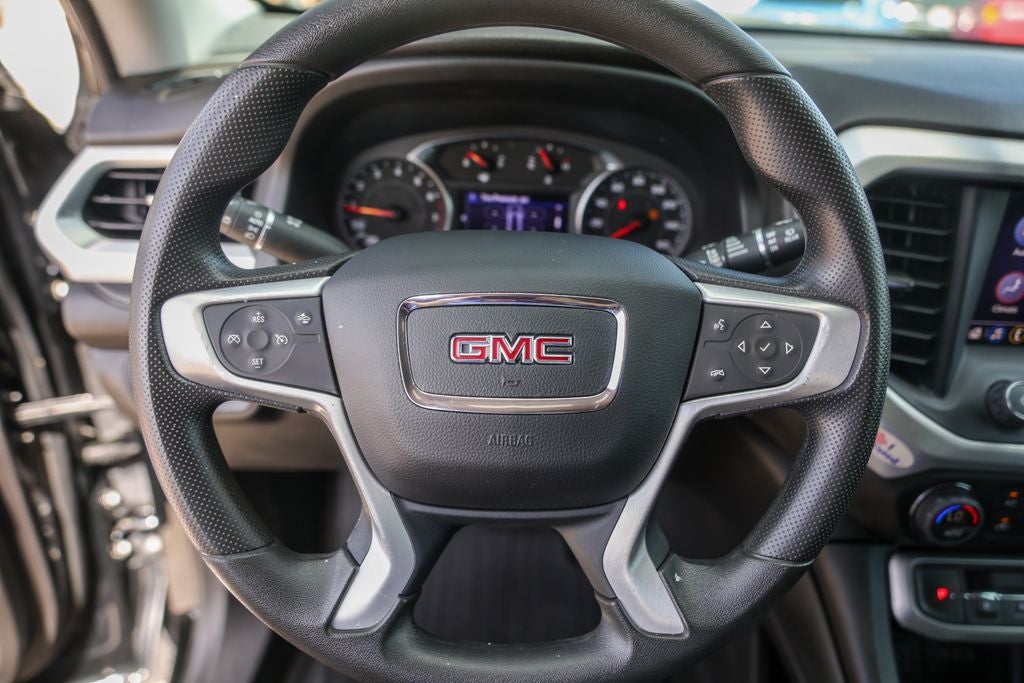 2022 GMC Acadia SLE