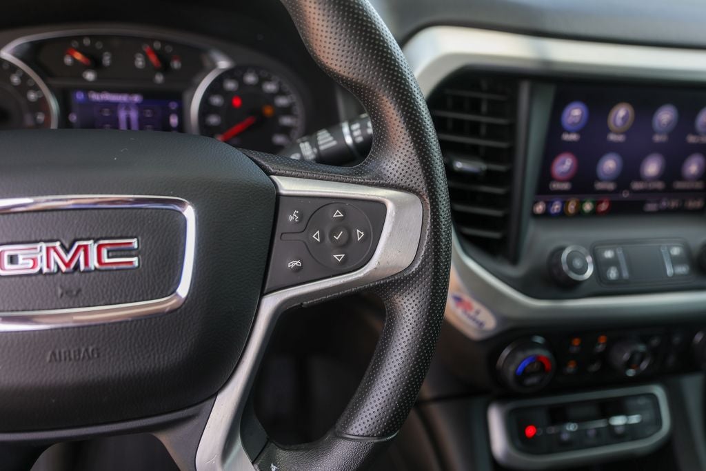 2022 GMC Acadia SLE