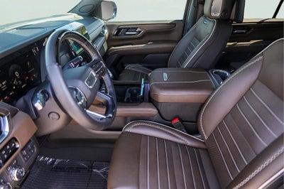 2025 GMC Yukon Denali Ultimate