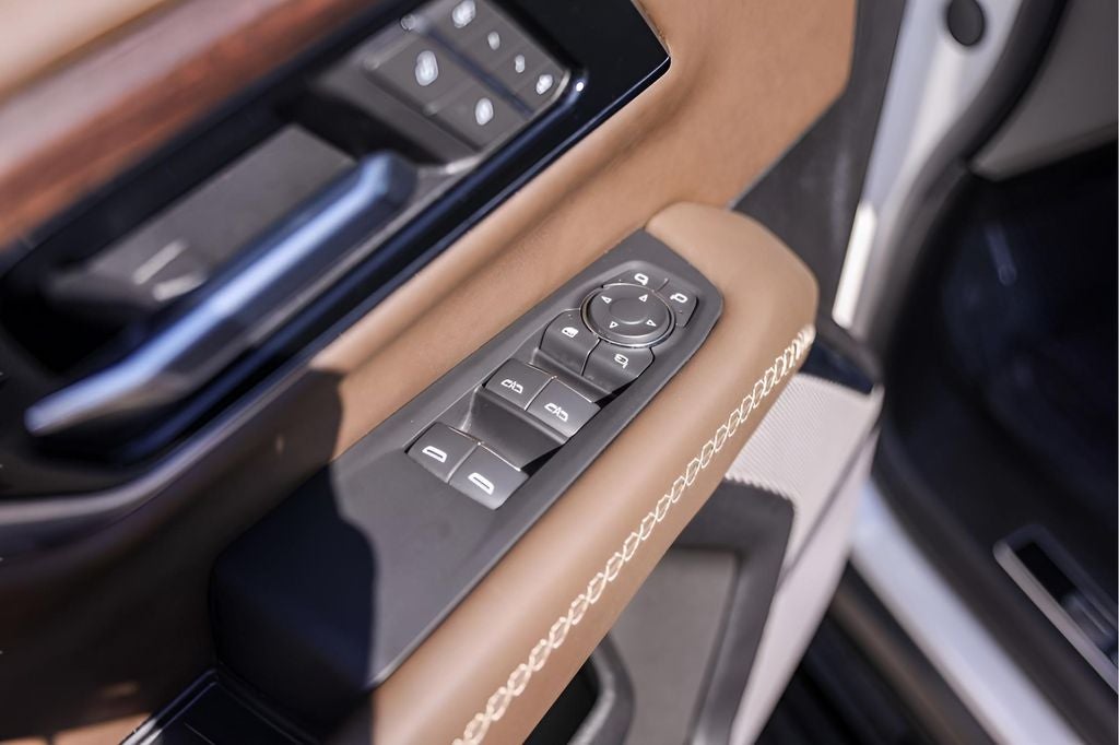 2025 GMC Yukon Denali Ultimate