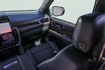 2025 GMC Yukon Denali Ultimate