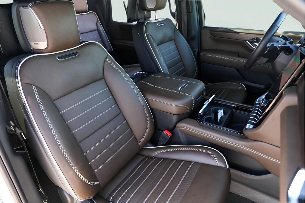 2025 GMC Yukon Denali Ultimate