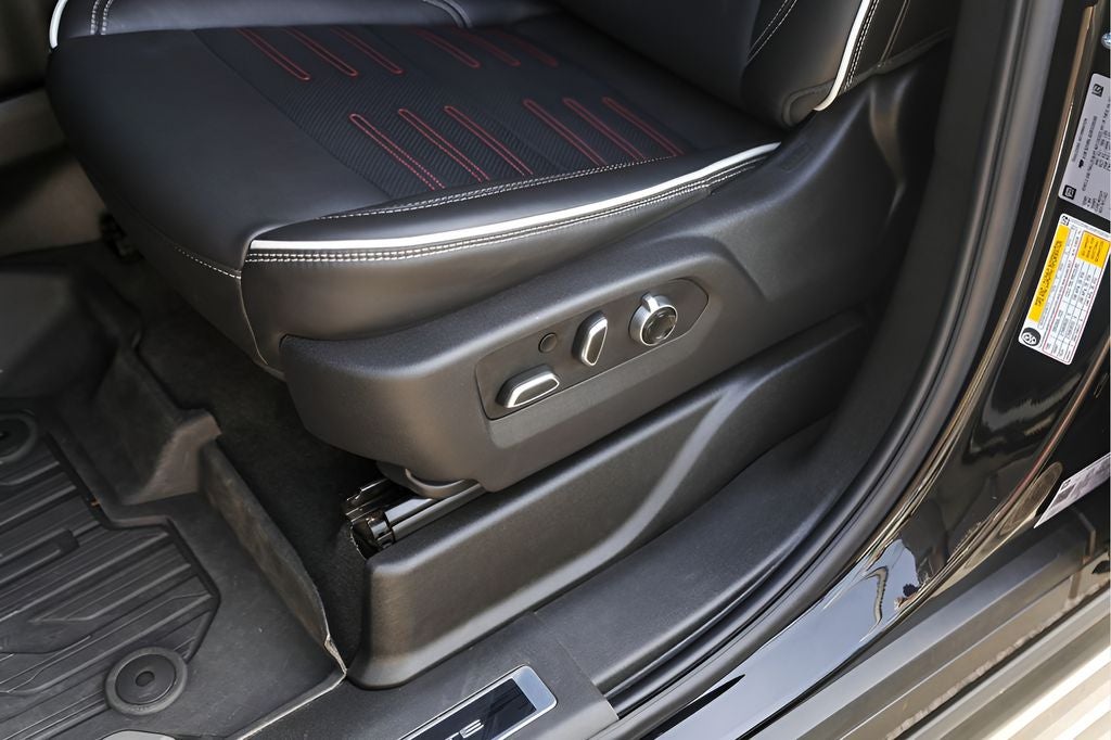 2025 GMC Yukon AT4 Ultimate