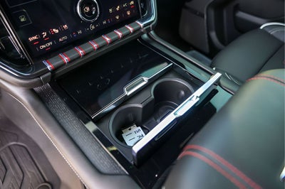 2025 GMC Yukon AT4 Ultimate