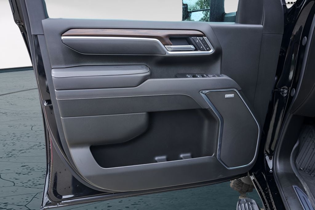 2025 GMC Sierra 2500HD SLT