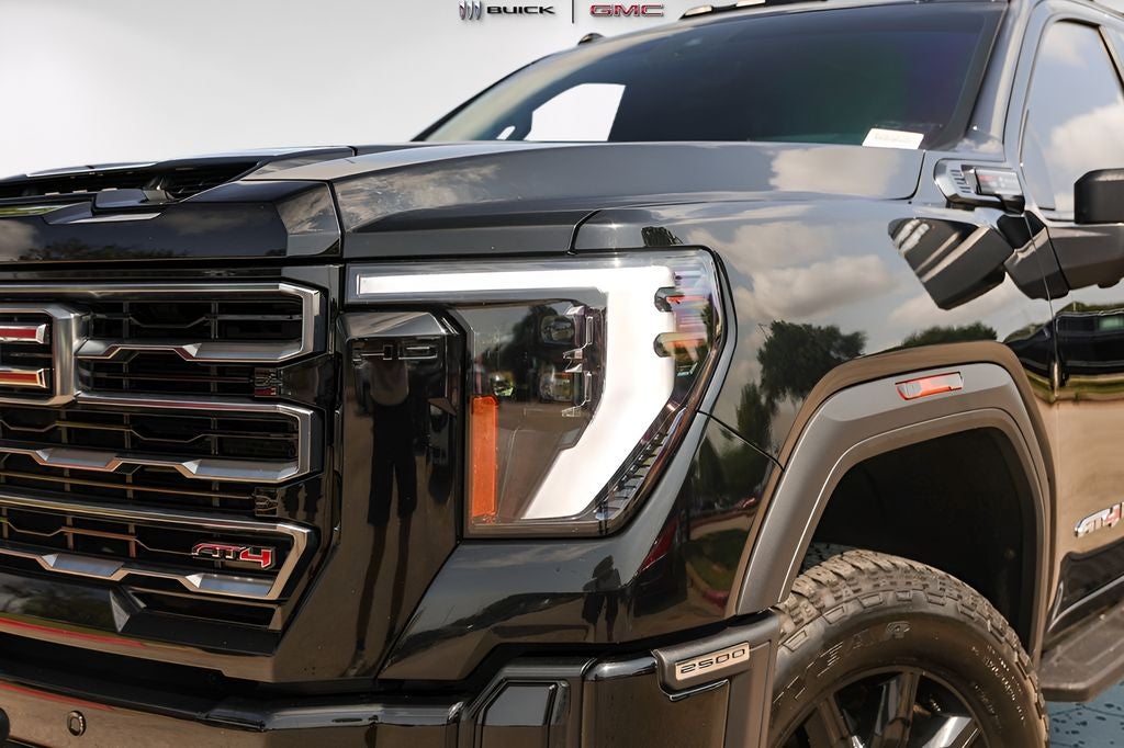 2025 GMC Sierra 2500HD AT4