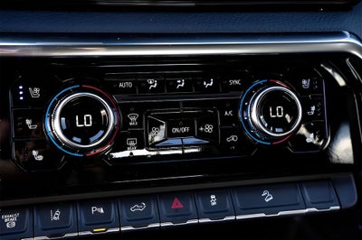 2025 GMC Sierra 2500HD Denali