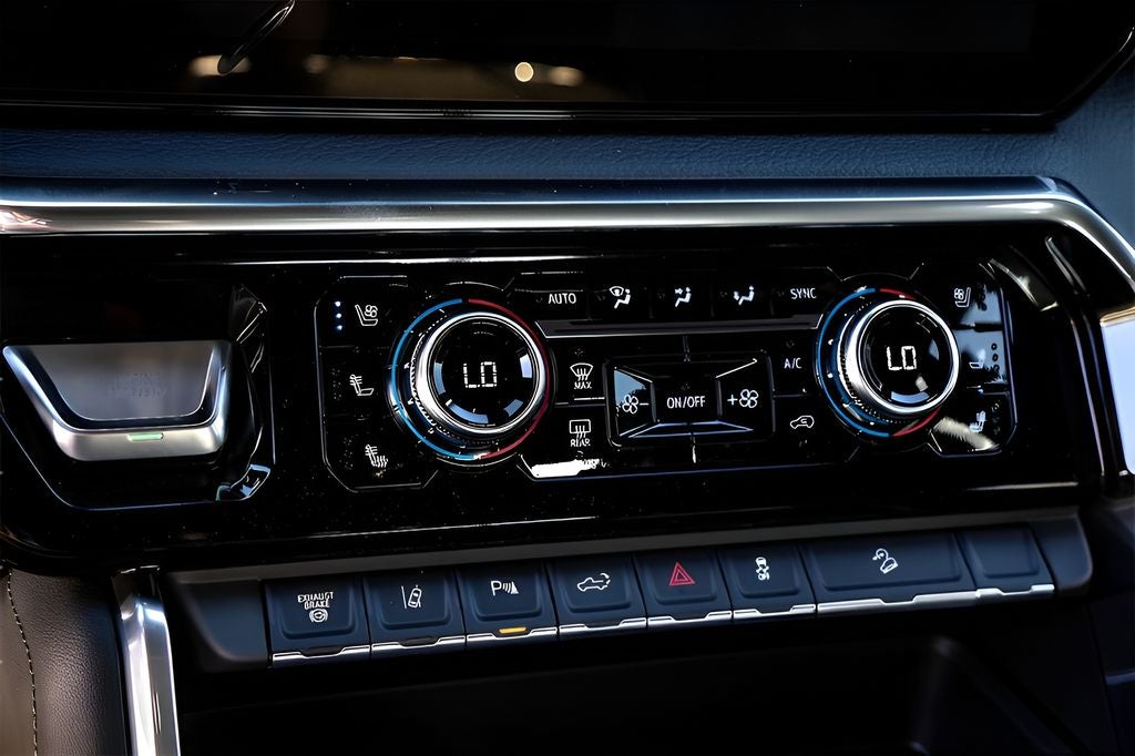 2025 GMC Sierra 2500HD Denali