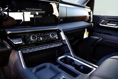 2025 GMC Sierra 2500HD Denali