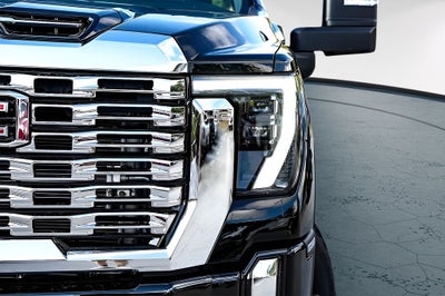 2025 GMC Sierra 2500HD Denali