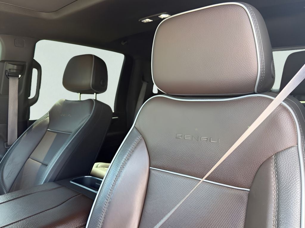 2025 GMC Sierra 2500HD Denali
