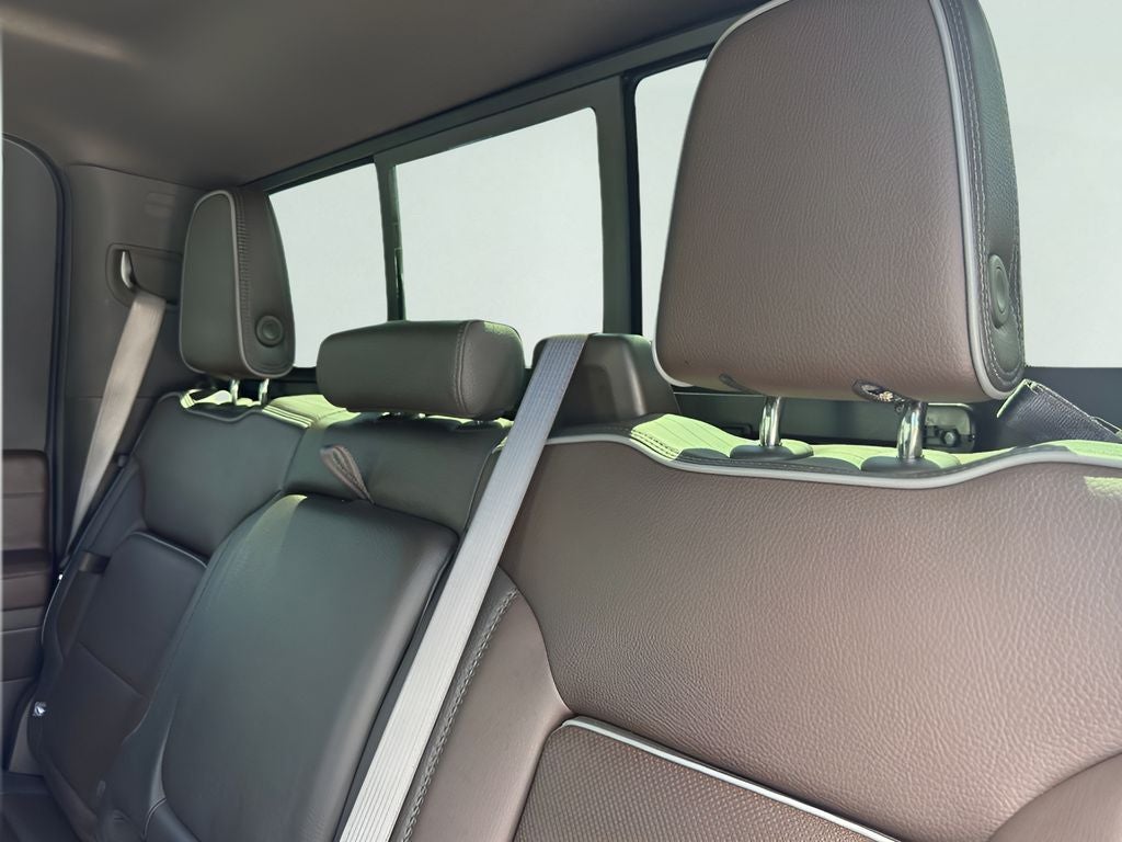 2025 GMC Sierra 2500HD Denali