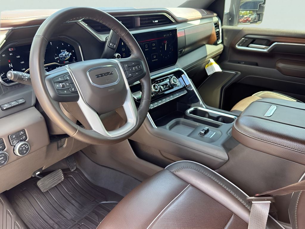 2025 GMC Sierra 2500HD Denali