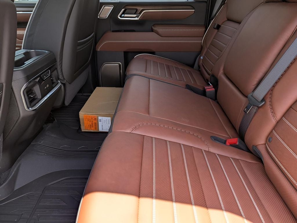 2025 GMC Sierra 3500HD Denali Ultimate Dully