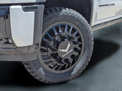 2025 GMC Sierra 3500HD Denali Ultimate Dully