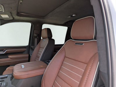 2025 GMC Sierra 3500HD Denali Ultimate Dully