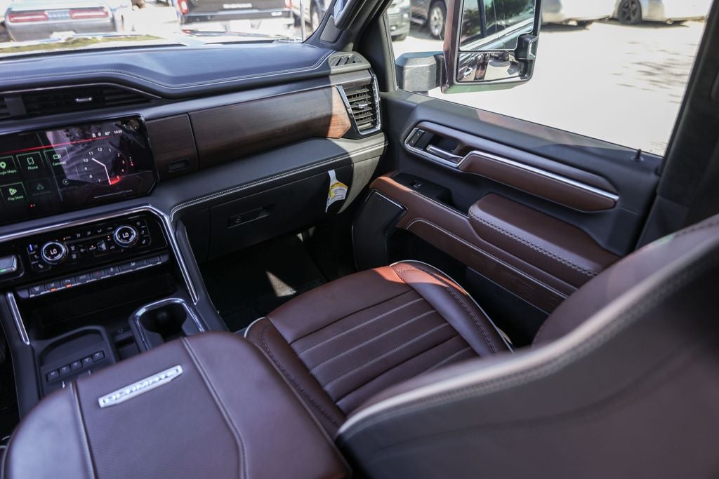 2025 GMC Sierra 3500HD Denali Ultimate