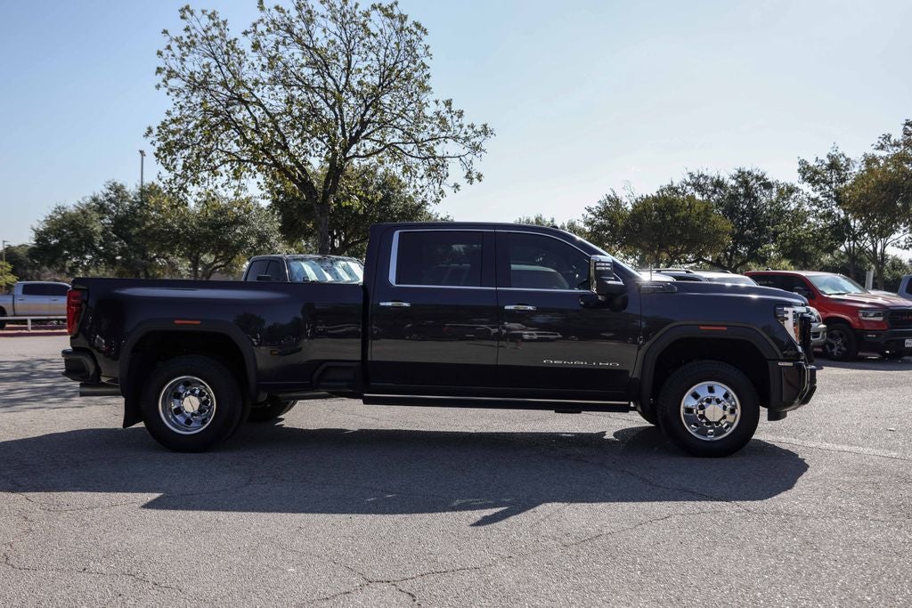 2025 GMC Sierra 3500HD Denali Ultimate