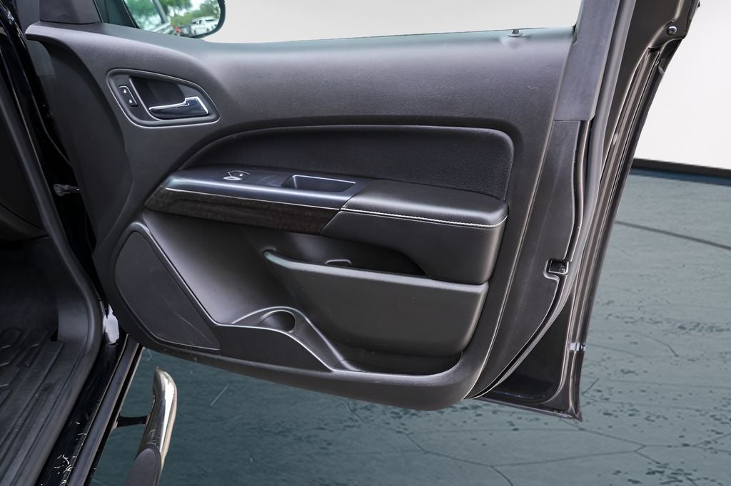 2016 GMC Canyon SLE1