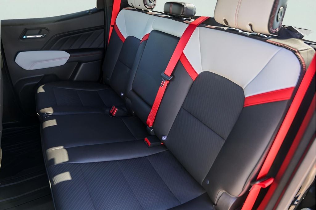 2023 GMC Canyon AT4X