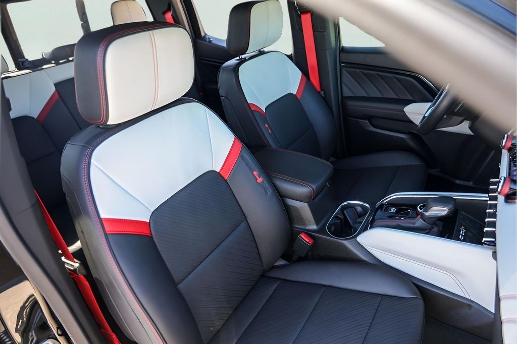 2023 GMC Canyon AT4X