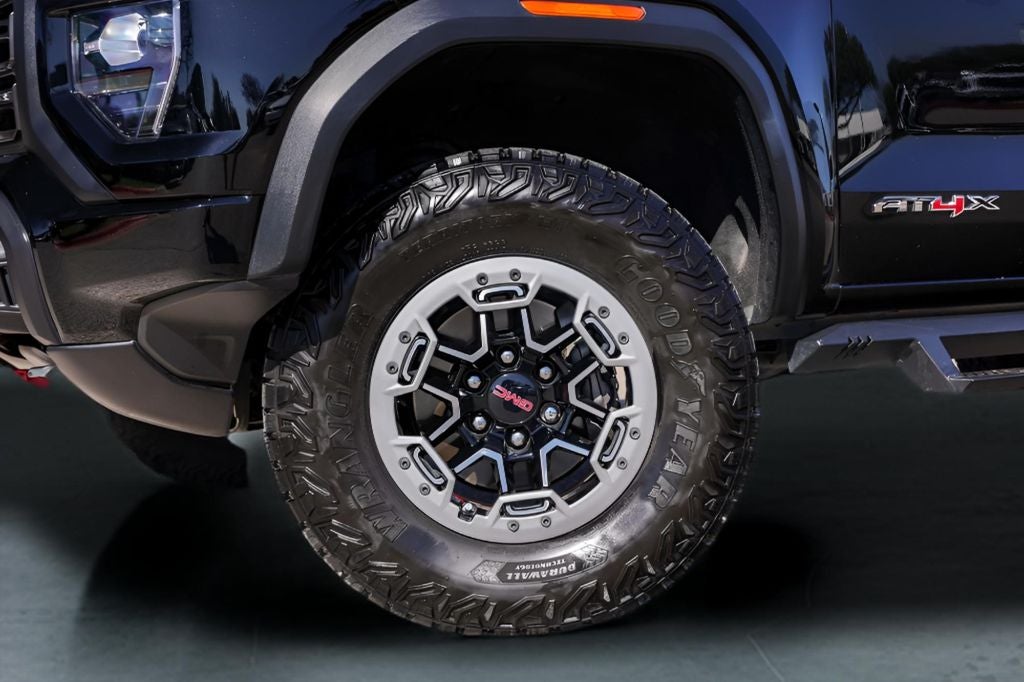2023 GMC Canyon AT4X