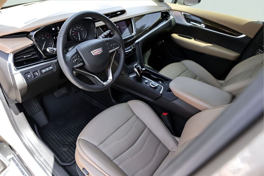 2023 Cadillac XT6 Premium Luxury
