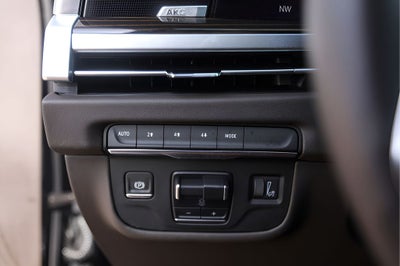 2025 Cadillac Escalade Premium Luxury