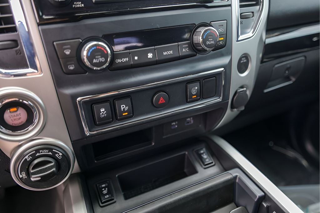 2021 Nissan Titan SV