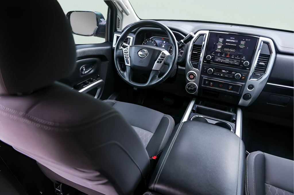 2021 Nissan Titan SV