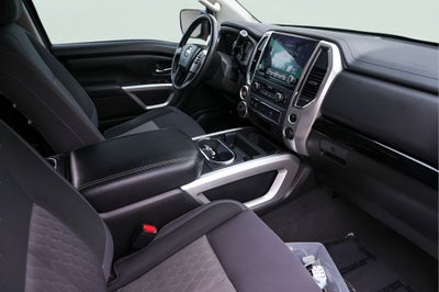 2021 Nissan Titan SV