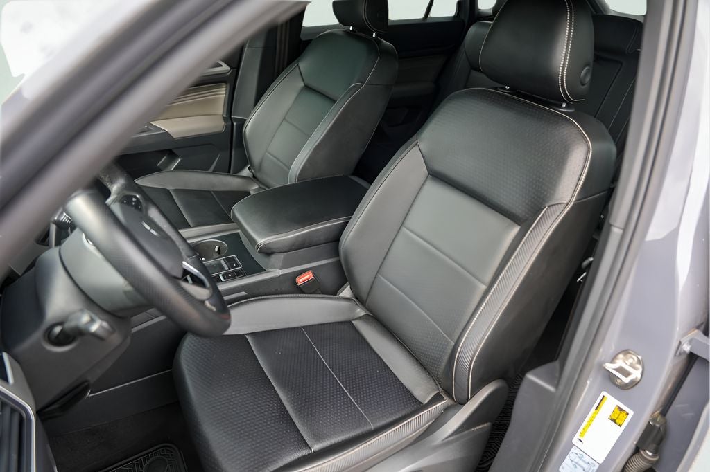 2021 Volkswagen Atlas Cross Sport 3.6L V6 SE w/Technology R-Line