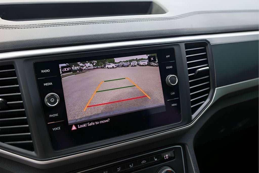 2021 Volkswagen Atlas Cross Sport 3.6L V6 SE w/Technology R-Line