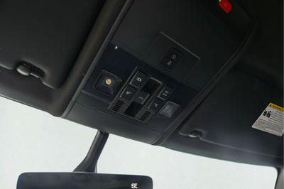 2021 Volkswagen Atlas Cross Sport 3.6L V6 SE w/Technology R-Line