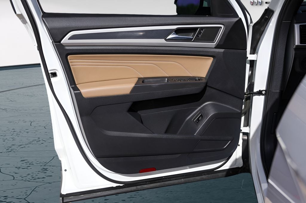 2023 Volkswagen Atlas Cross Sport 2.0T SE w/Technology