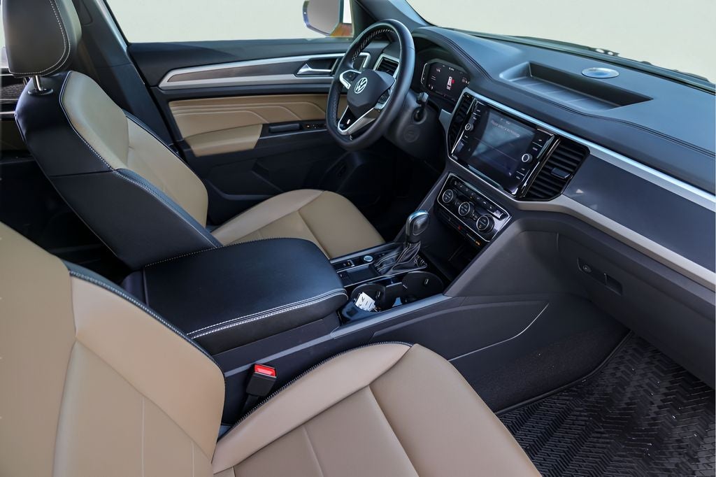 2023 Volkswagen Atlas Cross Sport 2.0T SE w/Technology