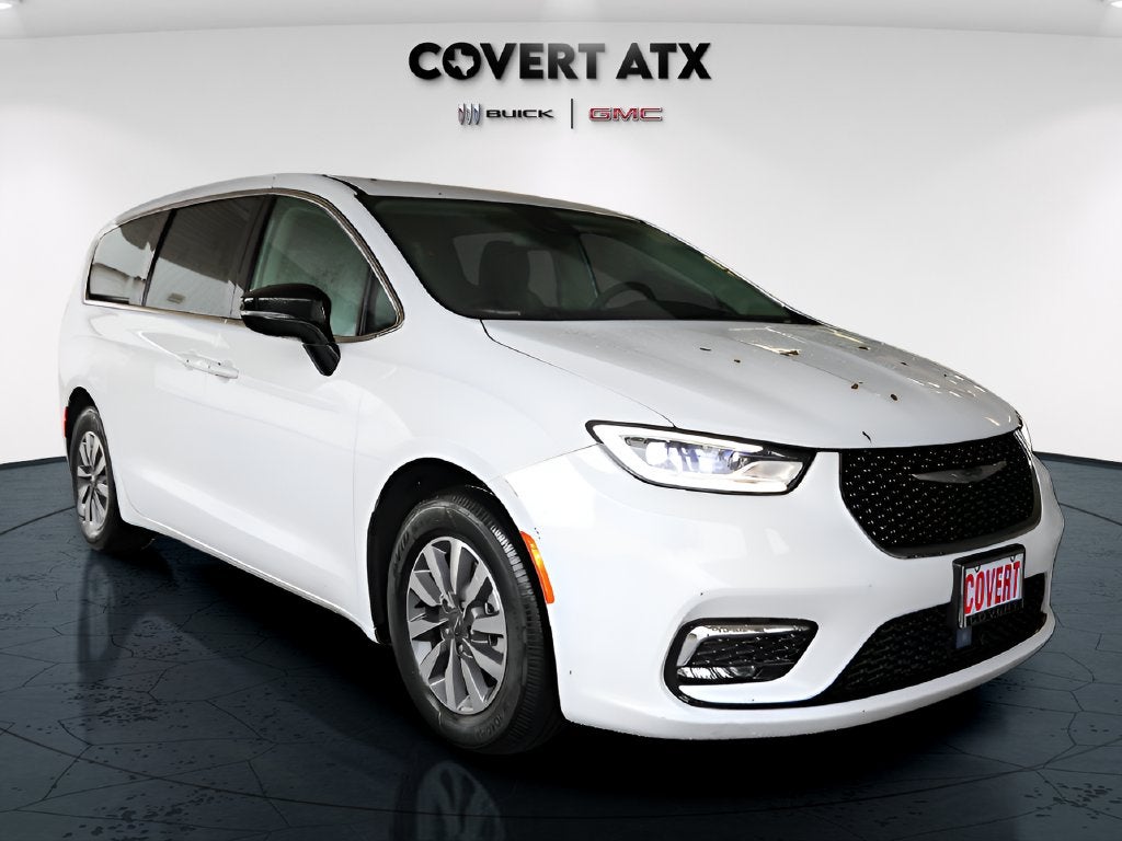 2024 Chrysler Pacifica Hybrid Select