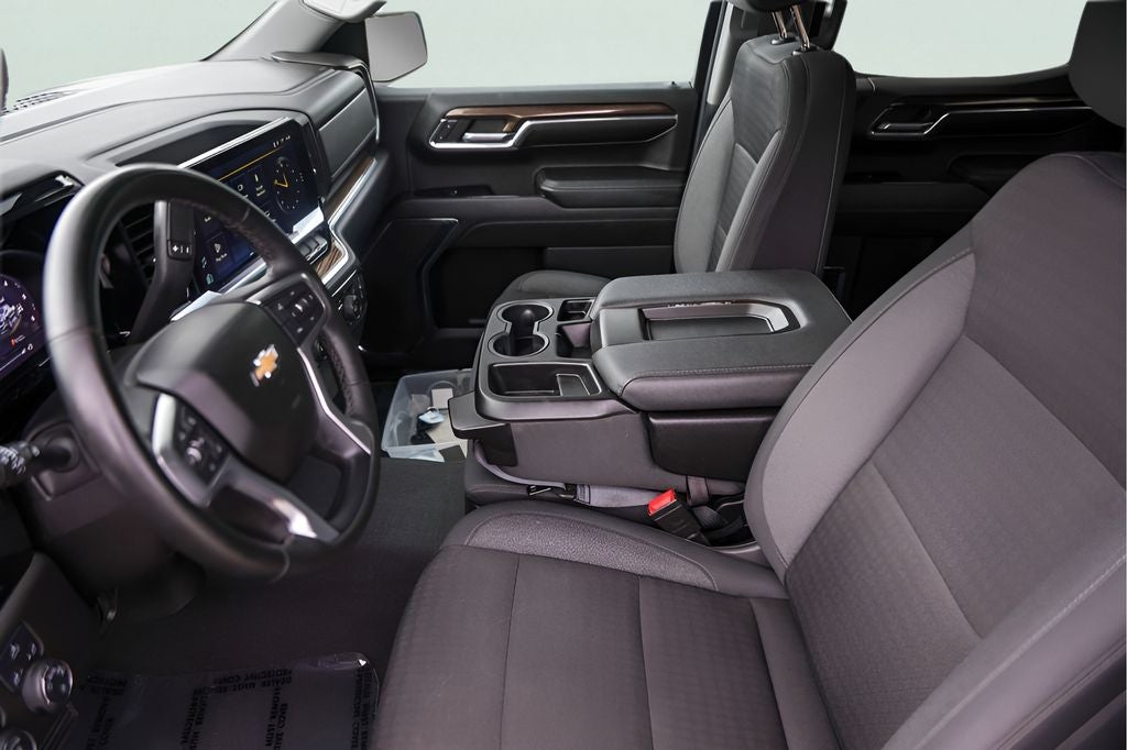 2024 Chevrolet Silverado 1500 LT LT1