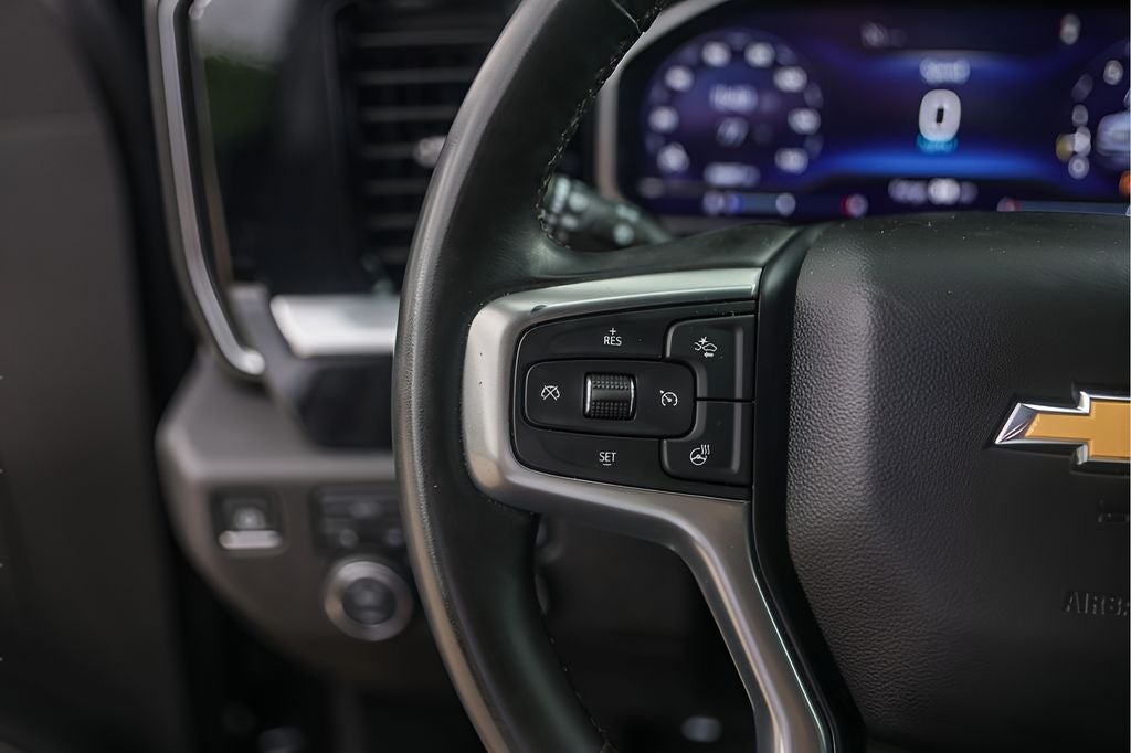 2024 Chevrolet Silverado 1500 LT LT1