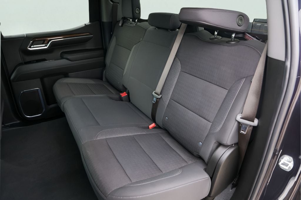 2024 Chevrolet Silverado 1500 LT LT1