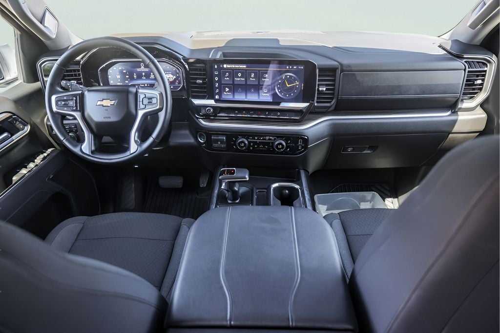 2025 Chevrolet Silverado 1500 LT LT1