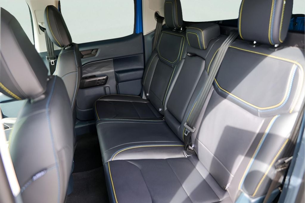 2025 Ford Maverick Lobo Standard