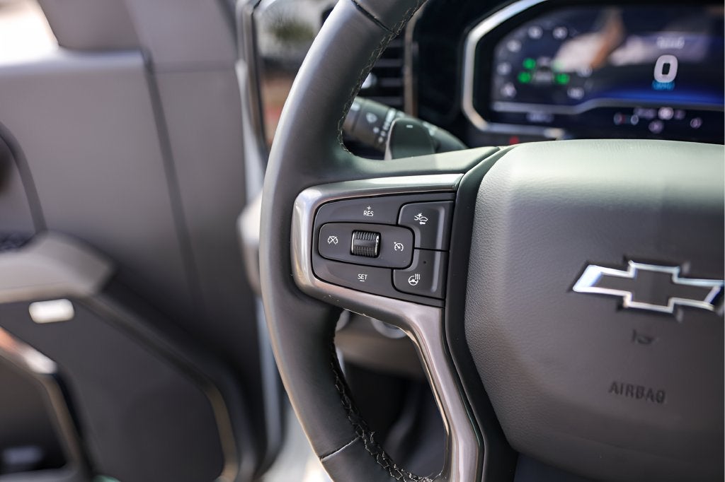 2025 Chevrolet Silverado 1500 ZR2