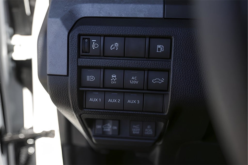 2024 Toyota Tacoma Hybrid Limited